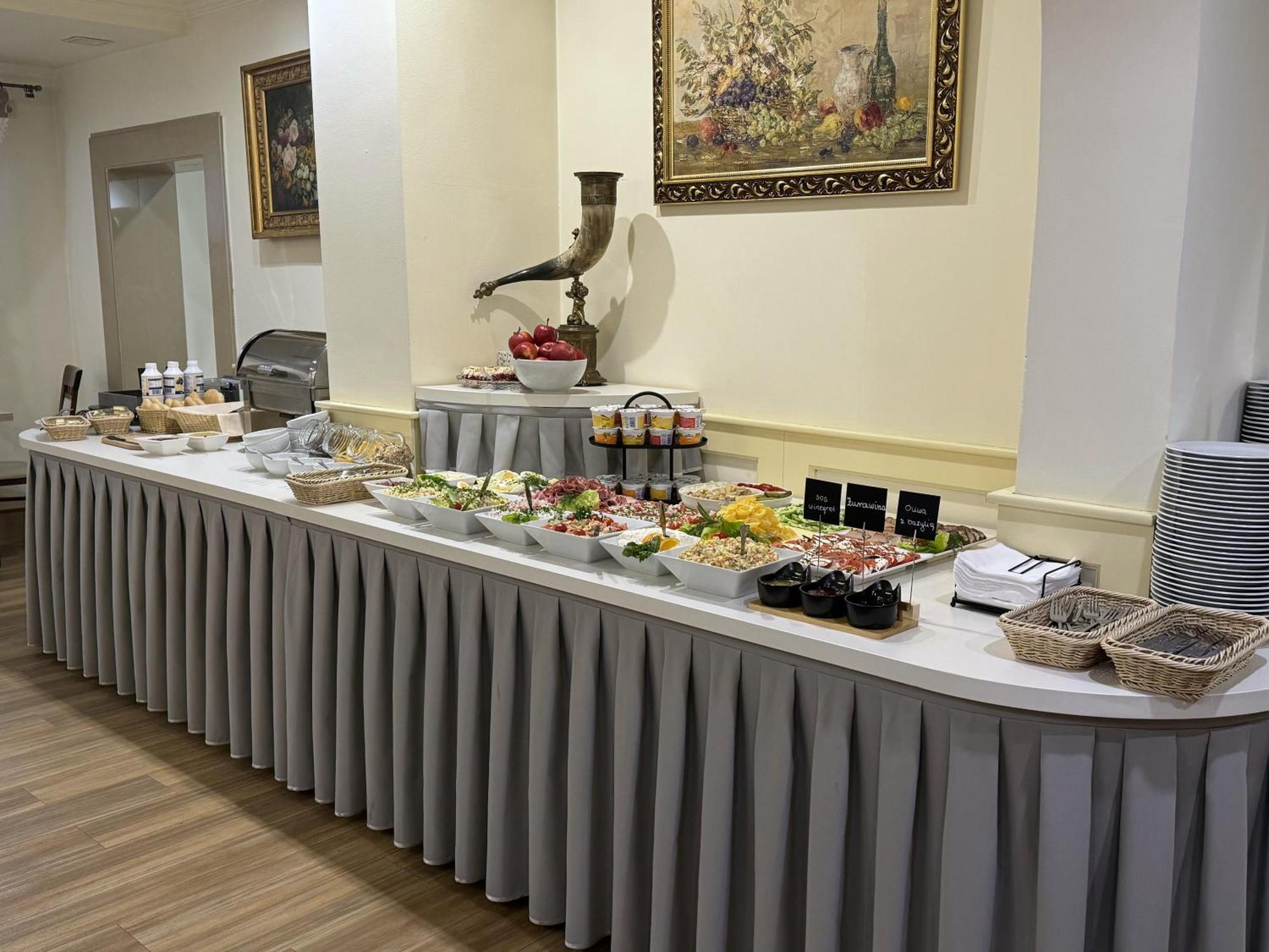 Bed and Breakfast Senator à Katowice Extérieur photo